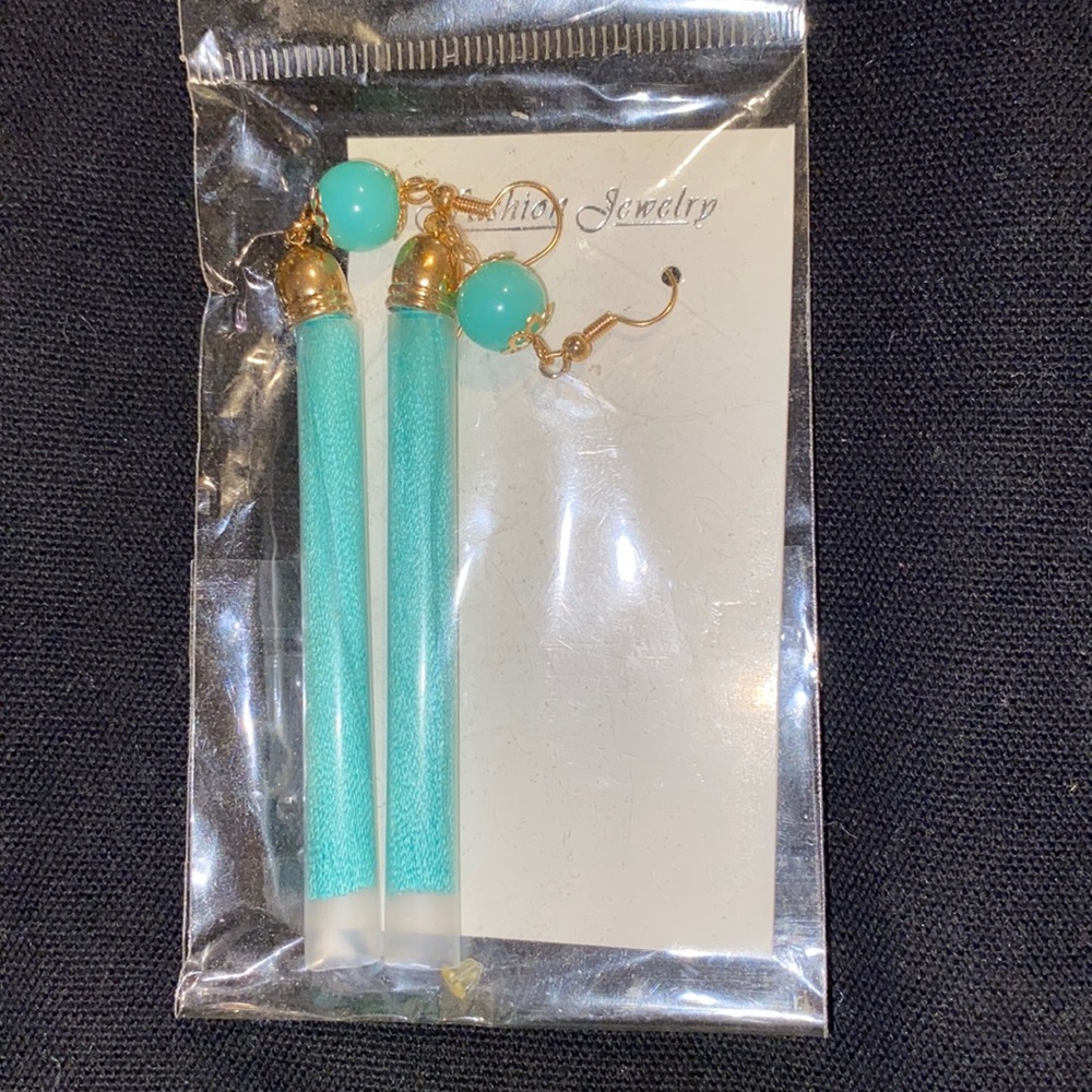 Earrings fashion jewelry 💙